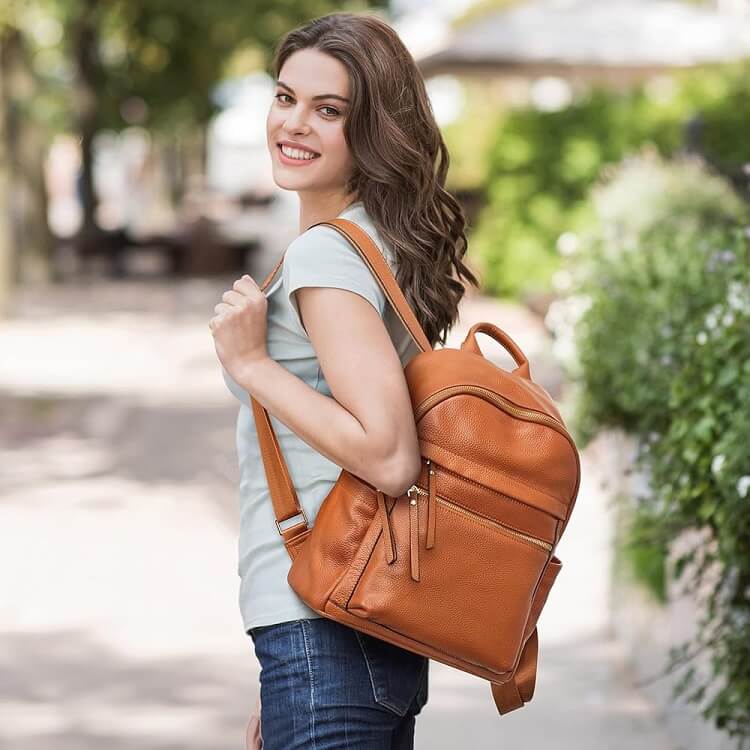 sacs à dos en cuir pour femmes